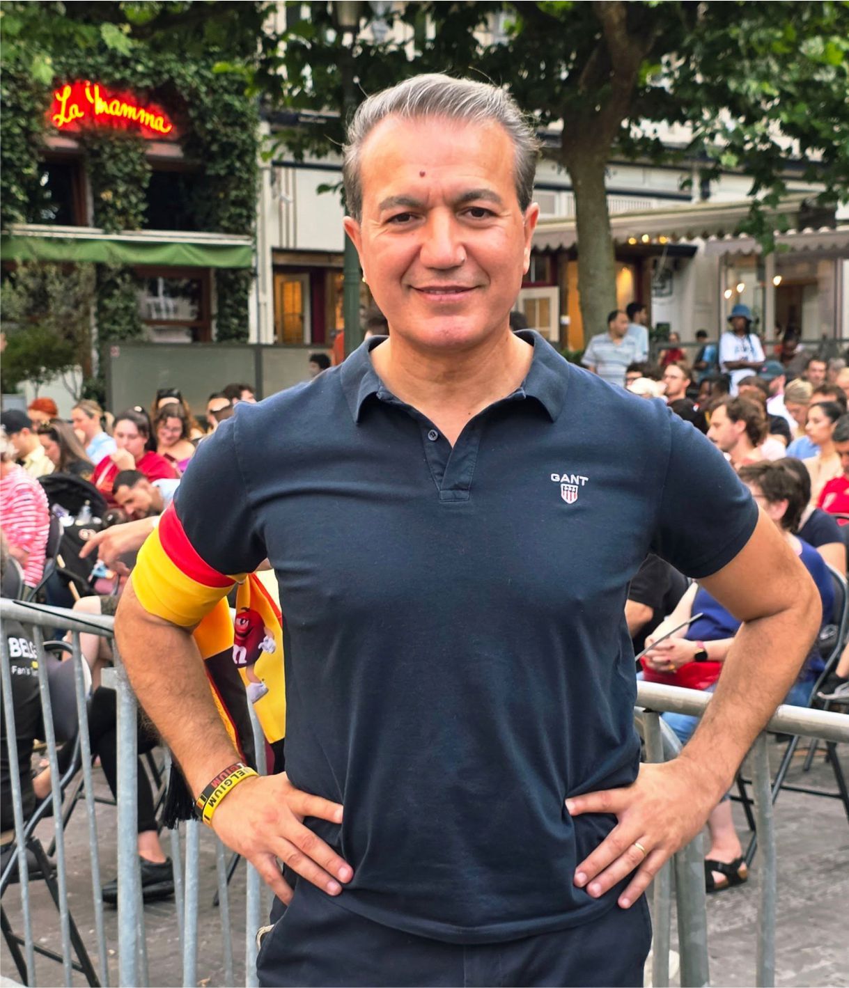 Saint Josse›de Dünya Kupası Maçları  Dev Ekran›dan Binlerin Katılımıyla  Büyük Bir Coşkuyla İzlenmekte