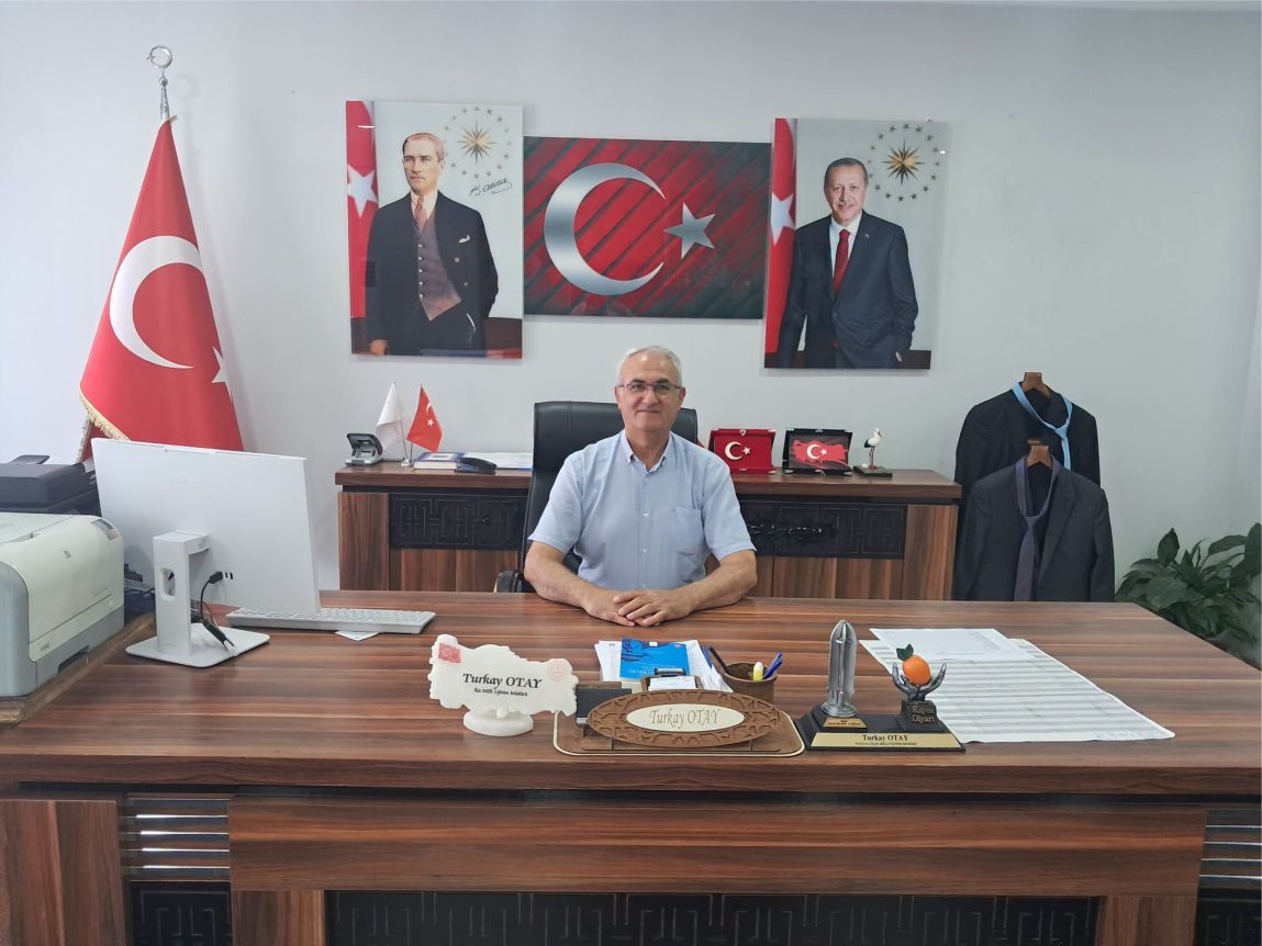 Tuzluca İlçesi Milli Eğitim Müdürü Turkay Otay: “İlçemizde 400 Öğretmen ile 4200 Öğrenciye Eğitim ve Öğretim hizmeti vermekteyiz.”
