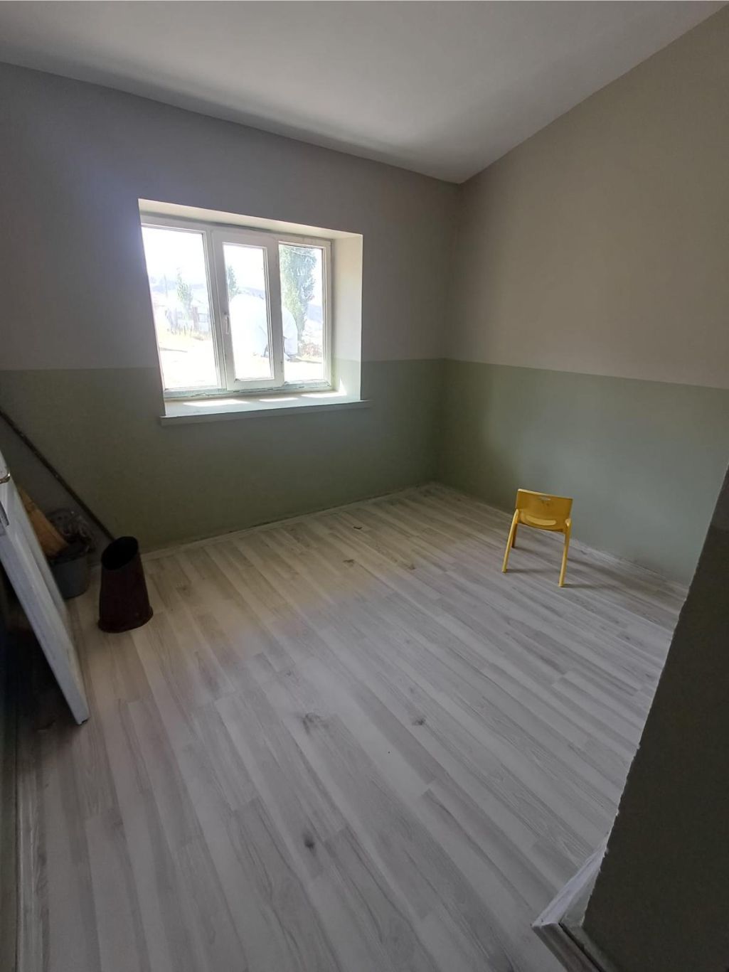 GENÇ VE YARDIMSEVER İŞADAMI MEHDİ ŞEREN ‘19 KÖY OKULU’NU YENİLEDİ