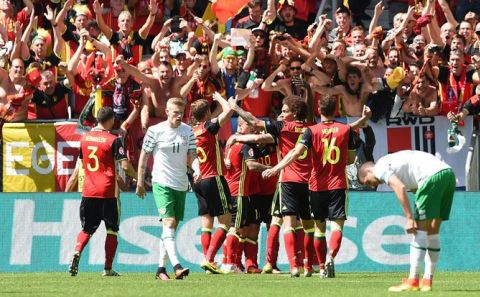 BELÇİKA DESTAN YAZDI BELÇİKA 3 İRLANDA 0