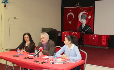 CHP Belçika Birliği, 'Neden Hayır' diyeceklerini Türkçe Yayın Yapan Basın mensuplarıyla paylaştı