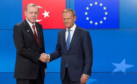 NATO zirvesi: Türkiye ile AB arasında olumlu görüşmeler