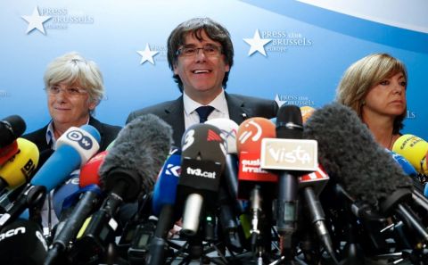 Katalan lider Carles Puigdemont, Belçika polisine teslim oldu