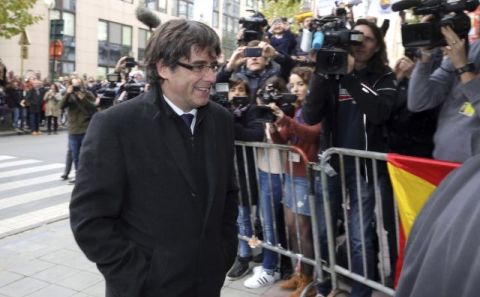 Eski Katalan Lider Charles Puigdemont'a Tahliye