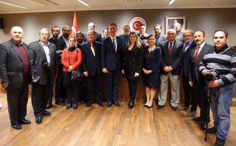 BRÜKSEL'İN YENİ BÜYÜKELÇİSİ GÜMRÜKÇÜ BASIN MENSUPLARI İLE TANIŞTI