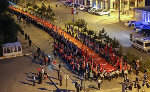 'Malazgirt şehitleri' anısına fener alayı düzenlendi 