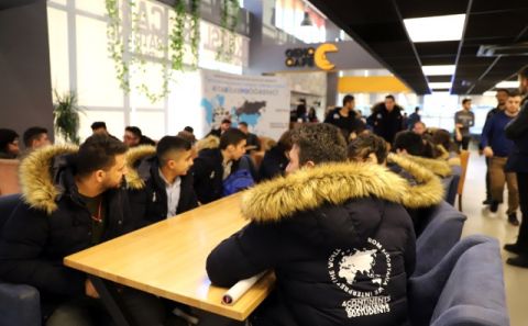 Mardinli Gençler Almanya, Hollanda, Belçika ve Rusya'yı Gezecek 
