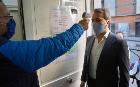 ~~KOVID-19 : Kültürel alanda yeni bir eylem planı hazırladı ve bunun için 500. 000 euro bir bütçe ayırdı.