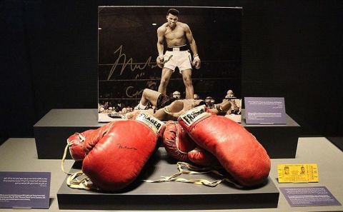 Vefatının 4. yılında Amerikalı Müslümanların ve siyahilerin sembolü: Muhammed Ali
