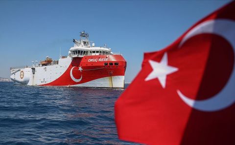 Türkiye Oruç Reis'le güneyindeki Yunan-Rum-Mısır kuşatmasını kırıyor