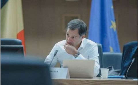 ~Belçikaâ€™da artan koronavirüs vakalarının ardından sokağa çıkma yasağı