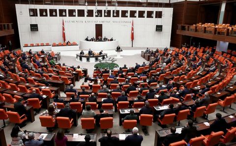 TBMM'nin Fransa Cumhurbaşkanı Macron'u 'telin ve teşhir' kararı Resmi Gazete'de