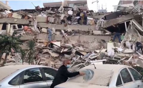 Son dakika… İzmirâ€™de 6.6 büyüklüğünde deprem! İstanbulâ€™da da hissedildi!