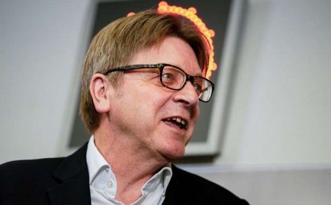 Basın özgürlüğü: Slovenya Başbakanı Guy Verhofstadt'ı Belçika sömürge geçmişine gönderdi