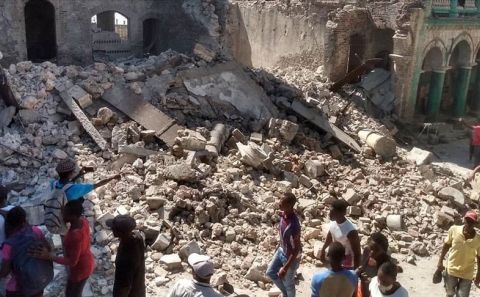 Haiti açıklarında meydana gelen depremde ölenlerin sayısı 1419'a yükseldi