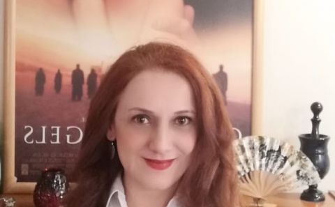 ~~Senarist ve Senaryo Yazar Koçu Behice Özden : â€œDilâ€ anlaşabilmemizin, düşünebilmemizin ve hissedebilmemizin kodlarını oluşturuyorâ€