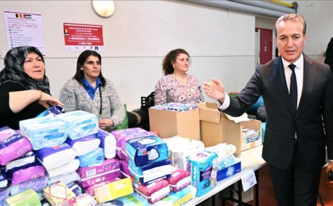 Brüksel'de Emir Kır başkanlığındaki Saint-Josse Belediyesinden Gazze için yardım kampanyası