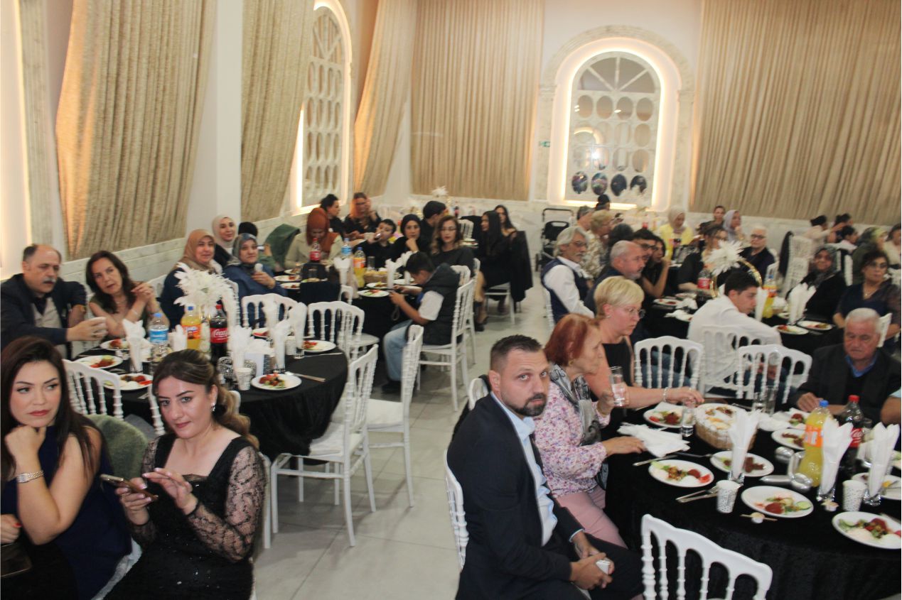 EDA İLE CÜNEYT, MUHTEŞEM BİR DÜĞÜN TÖRENİYLE EVLENEREK, DÜNYA EVİNE GİRDİLER…