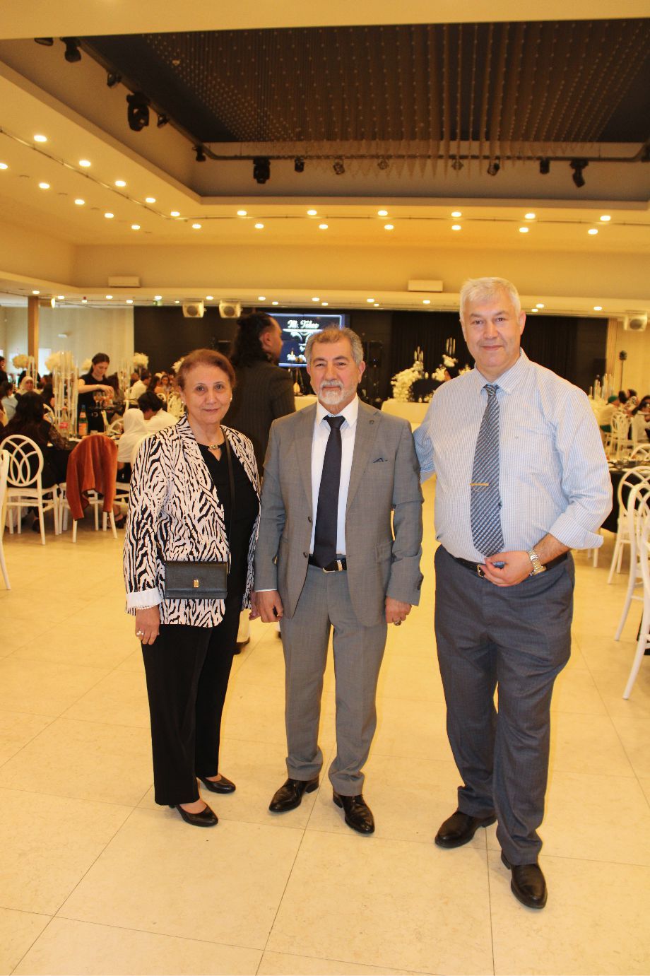 MELİKE İLE SELİM, DİLLERE DESTAN DÜĞÜN TÖRENİYLE EVLENDİLER...