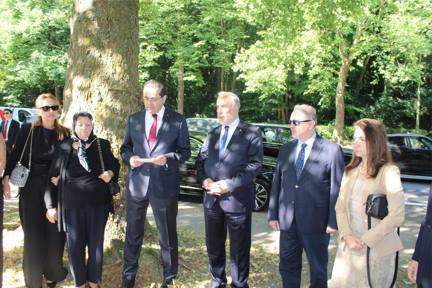 Şehit Diplomat Dursun Aksoy, Aile Bireylerinin de katılımıyla Şehit edildiği yerde Anıldı