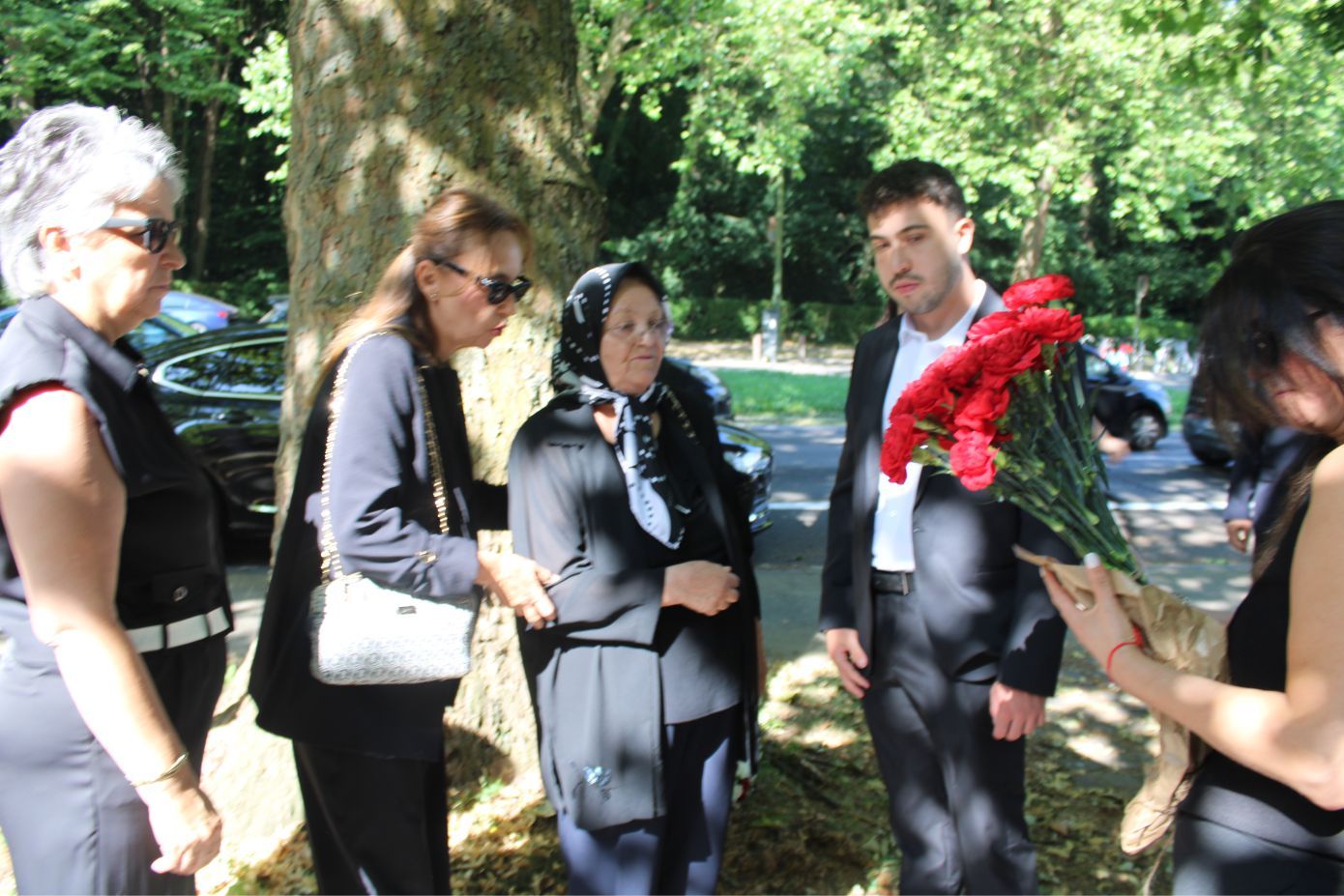 Şehit Diplomat Dursun Aksoy, Aile Bireylerinin de katılımıyla Şehit edildiği yerde Anıldı