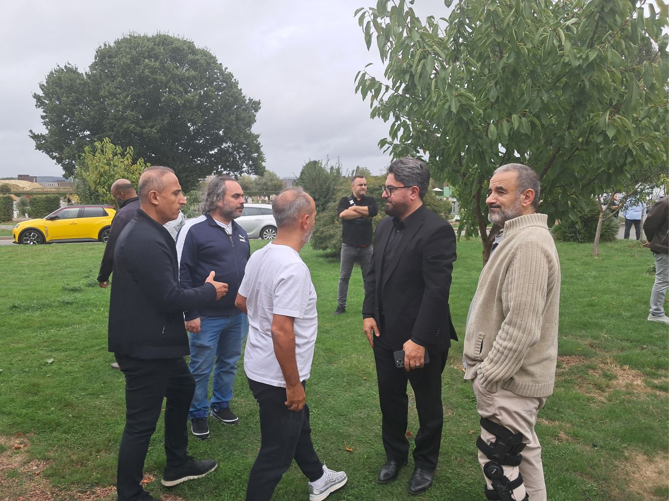 İLYAS DÖNMEZ EVERE (MÜSLÜMAN) MEZARLIĞINDA GÖZYAŞLARI VE HÜZÜNLE DEFNEDİLDİ...