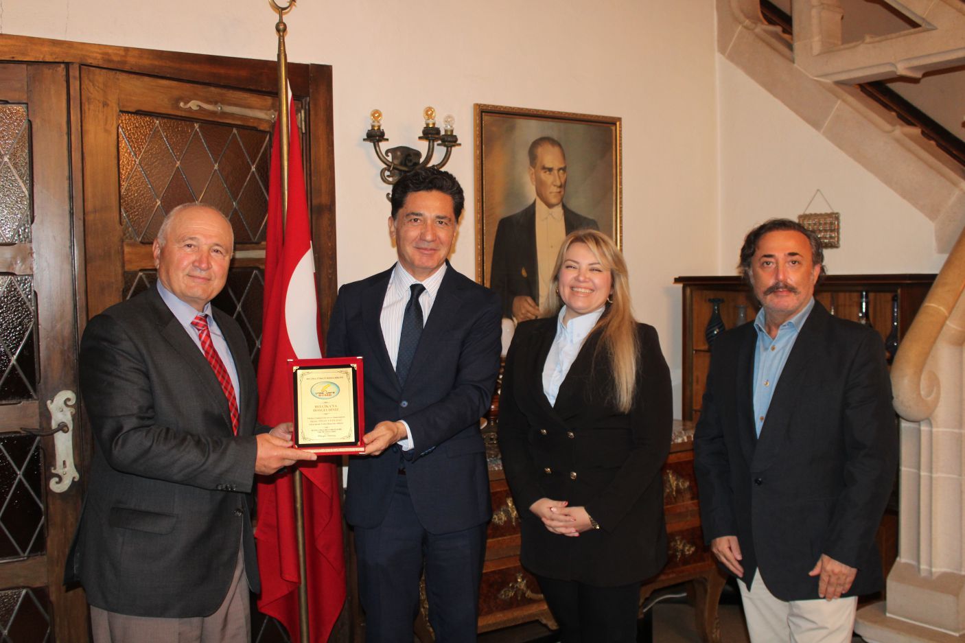 BTMB'DEN T.C. ANVERS BAŞKONSOLOSU SİNAN YEŞİLDAĞ'A 'HOŞ GELDİN' ZİYARETİ